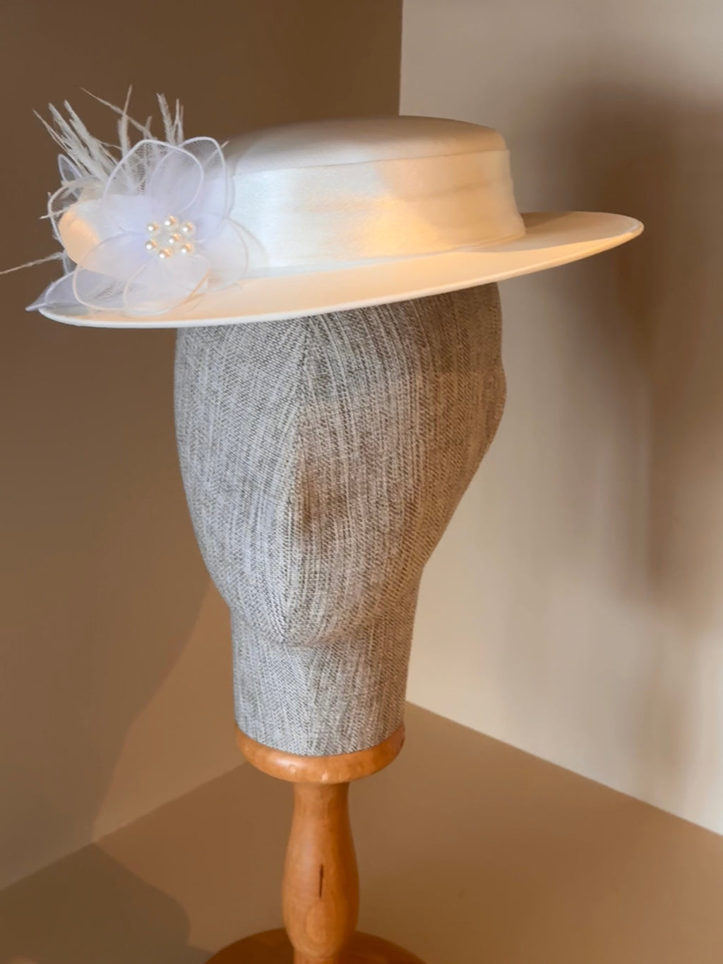 Luxury Wedding Guest Hat 001