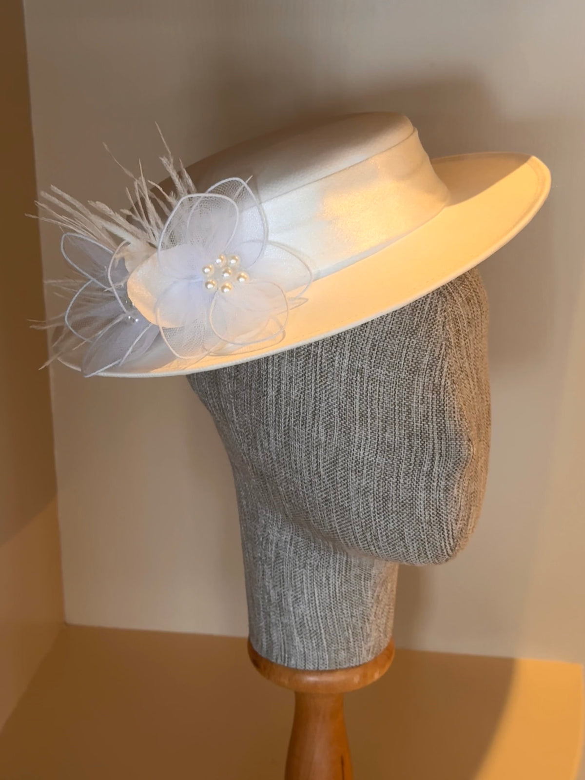 Luxury Wedding Guest Hat 001
