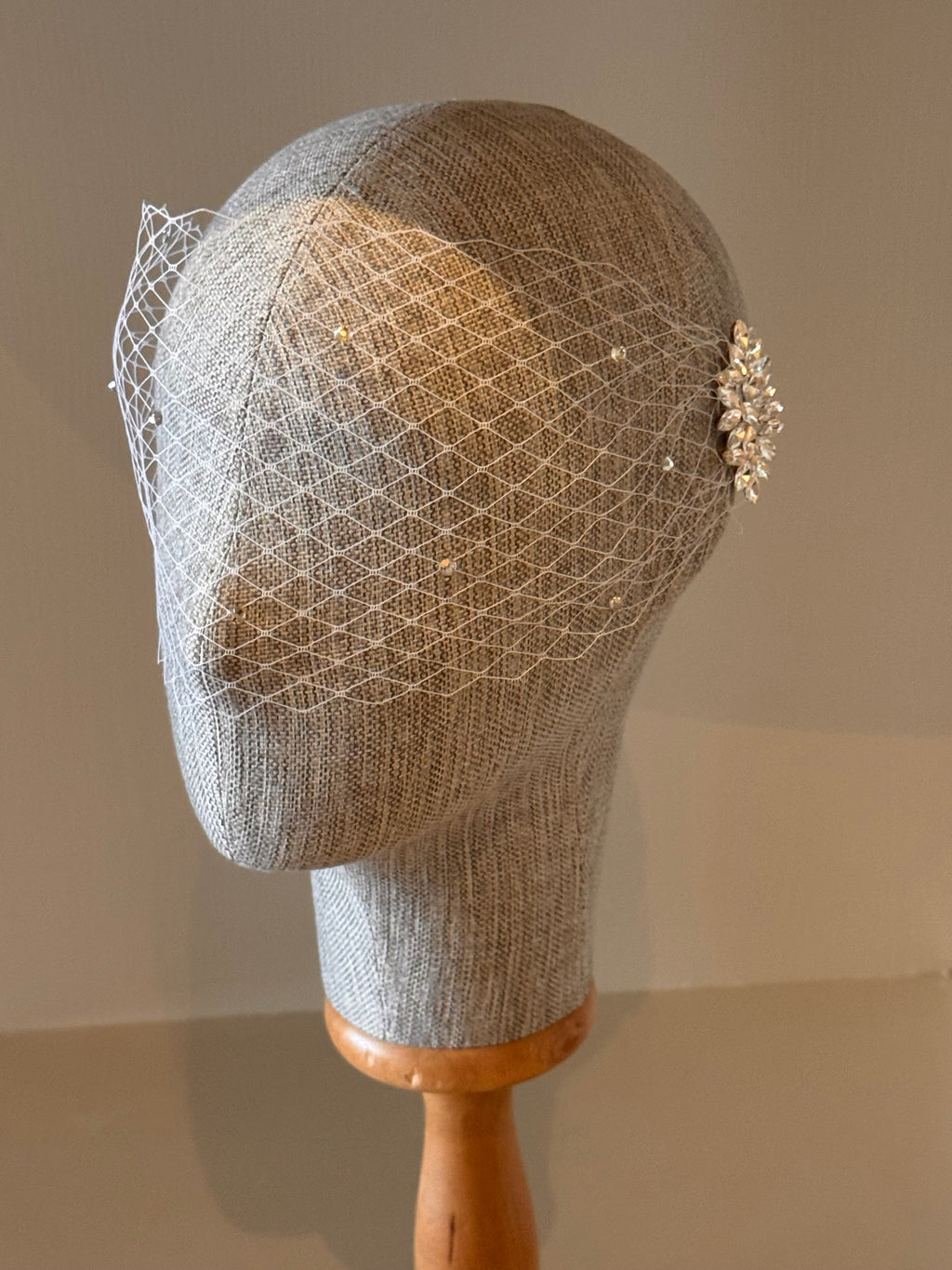 Crystal Bridal Comb with Birdcage Veil 002