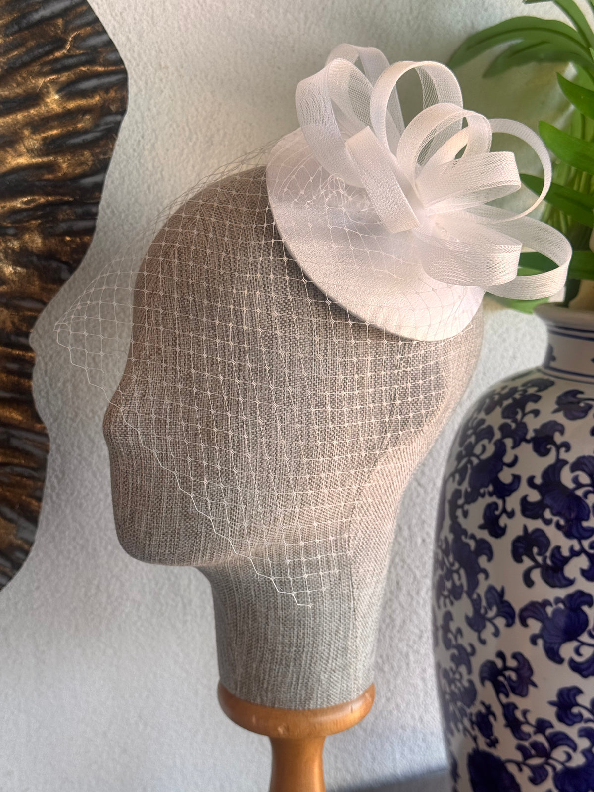 Elegant Bridal Cap with Veil 003